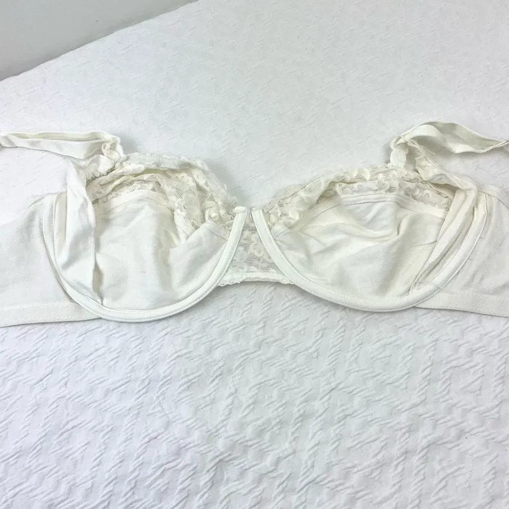 BUY 1 GET 1 FREE nursing bra cream white love pats for mothers to be size 40d st